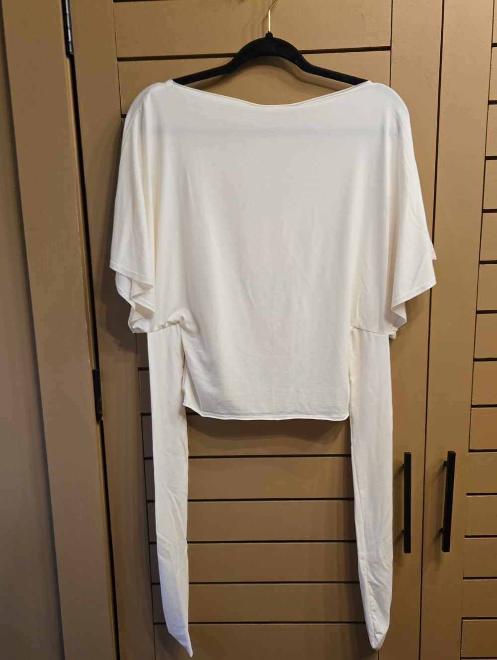 Reformation Avery Knit Flutter Sleeve Top Size Medium - Picture 9 of 9
